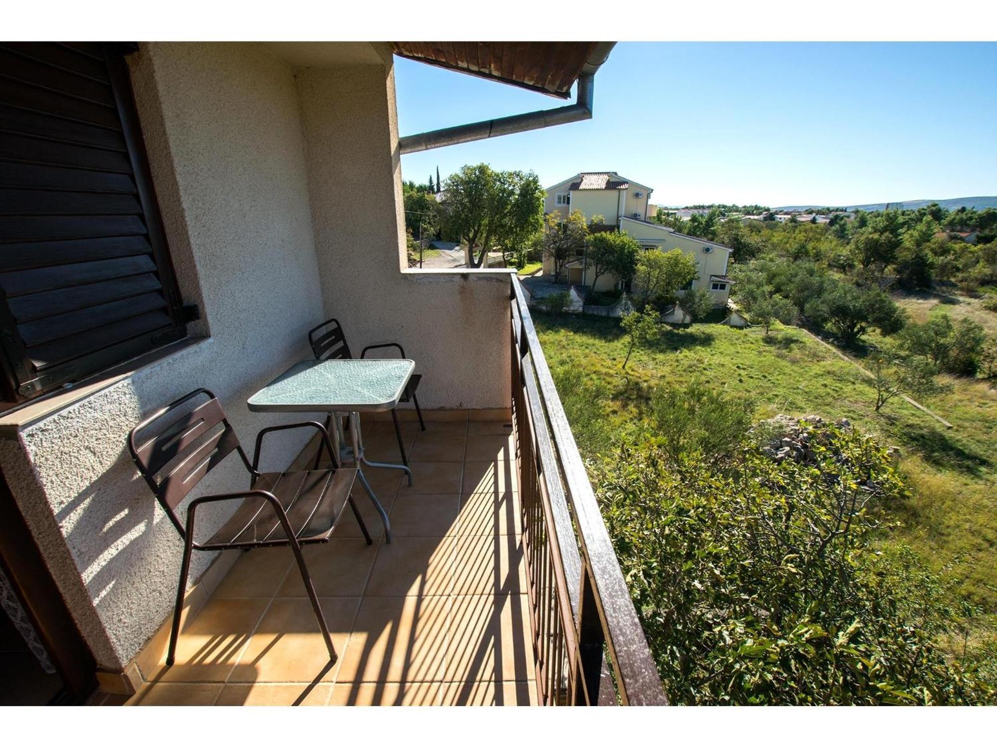 Apartments Velebit 스타리그라드 파클레니차 외부 사진