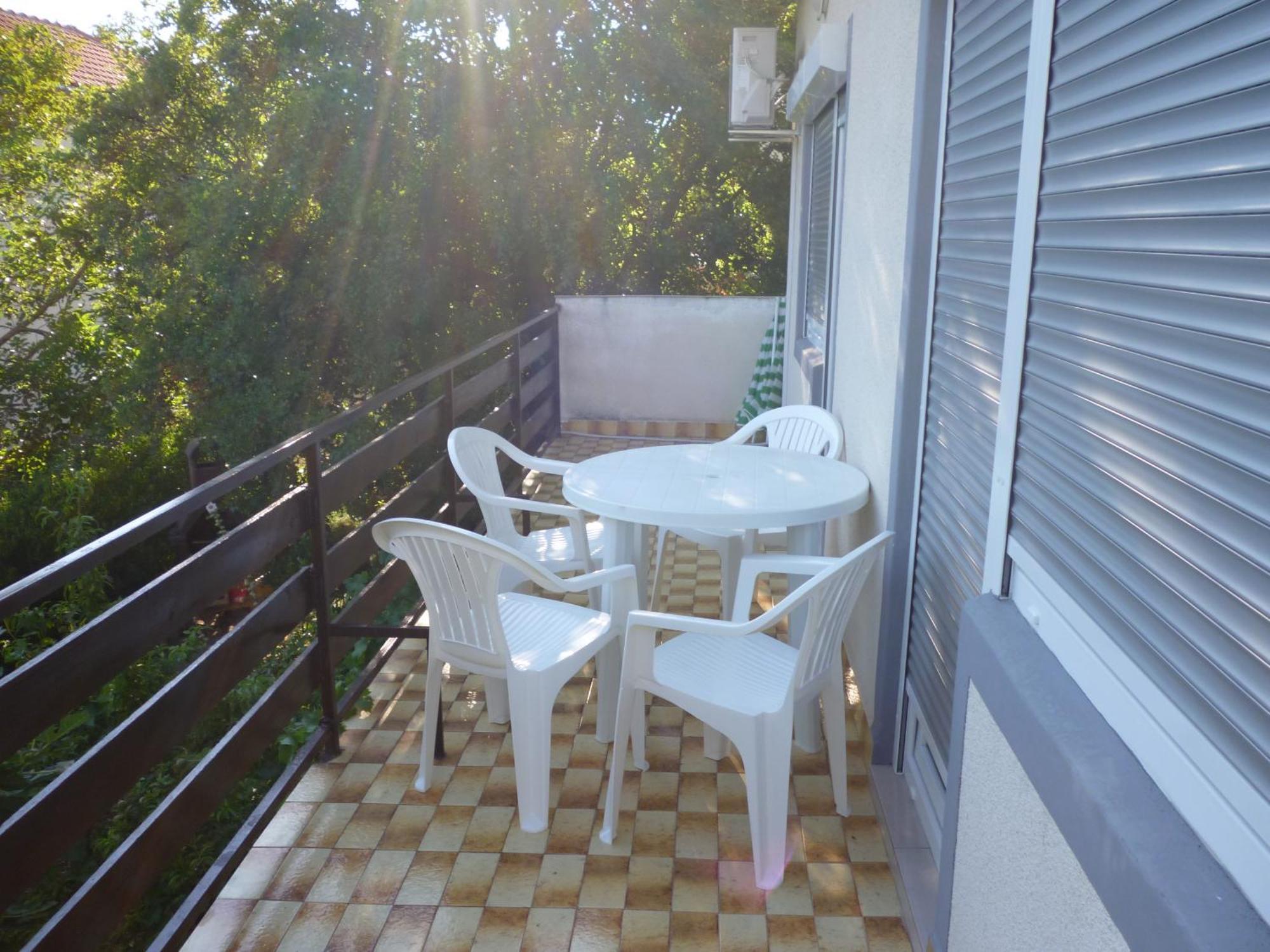 Apartments Velebit 스타리그라드 파클레니차 객실 사진